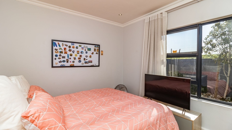 To Let 4 Bedroom Property for Rent in Sagewood Western Cape